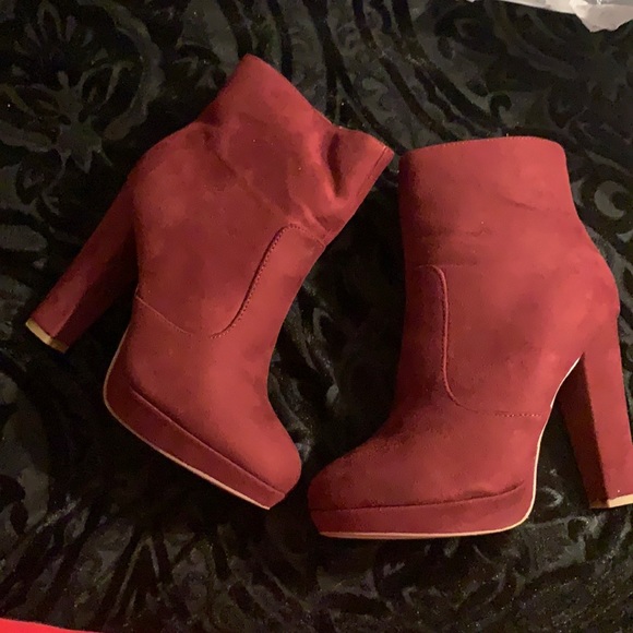 Wine colored booties - Picture 1 of 4